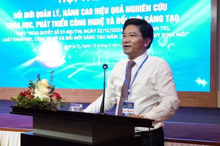 Ông Trương An Ninh, Trưởng Ban Tuyên giáo và Dân vận Tỉnh ủy Quảng Trị phát biểu kết luận hội thảo, nhấn mạnh vai trò của khoa học công nghệ trong phát triển địa phương.