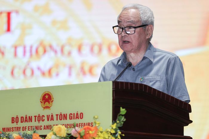 Nguyên Phó chủ nhiệm thường trực Ủy ban Dân tộc Bế Trường Thành phát biểu (Ảnh: Lê Anh Dũng)