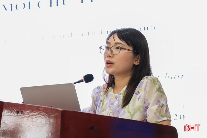 Bà Hoàng Thị Nam Phương – Phó Trưởng phòng Pháp chế tài chính - ngân sách, Vụ Pháp chế, Bộ Tài chính phổ biến một số điểm mới của Luật Đầu tư số 143/2025/QH15.