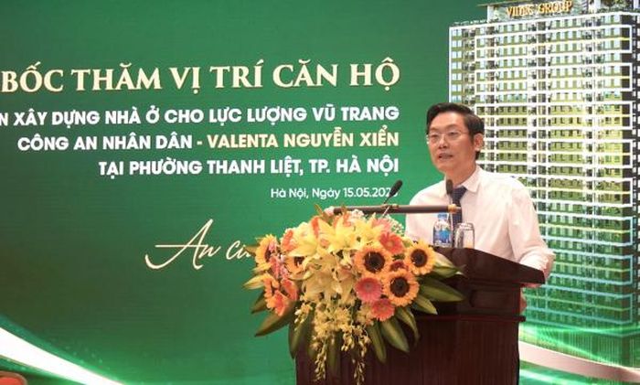 Đại diện chủ đầu tư dự án cam kết, không có bất kỳ sự ưu tiên nào ngoài quy định của pháp luật và không có sự can thiệp vào kết quả bốc thăm dưới mọi hình thức.