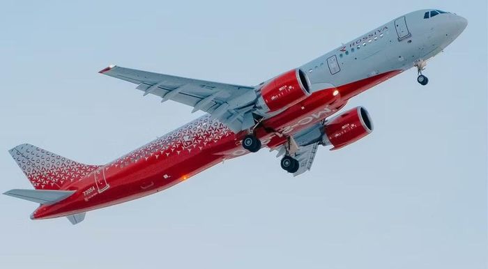 Trước đó Giám đốc điều hành Tập đoàn công nghệ nhà nước Rostec - ông Sergei Chemezov đã thông báo rằng dây chuyền sản xuất hàng loạt máy bay MS-21-310 chỉ có thể bắt đầu vào năm 2027.