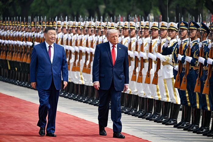 Ông Tập Cận Bình chủ trì lễ đón chính thức ông Trump tại Đại lễ đường Nhân dân. Ảnh: Reuters. 
