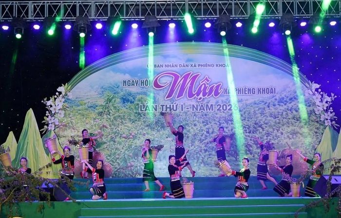 “Ngày hội mận lần thứ I” với chủ đề “Mận hậu Phiêng Khoài – Hương vị vùng biên”