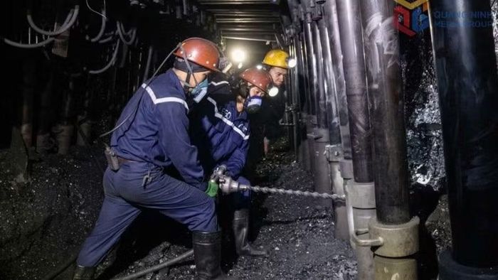 Quý II này, Công nhân Công ty Than Hạ Long phấn đấu khai thác 587.000 tấn than trong hầm lò.