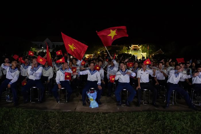 Hòa cùng bài hát quê hương
