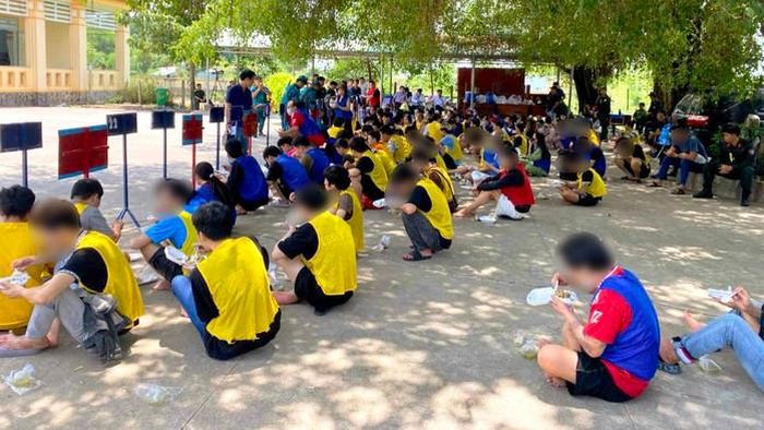 Những công dân này còn rất trẻ, không có việc làm ổn định