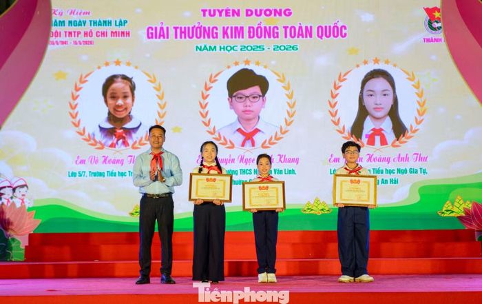 Nhiều đội viên xuất sắc đã có nhiều thành tích nổi bật trong học tập, rèn luyện và công tác Đội.