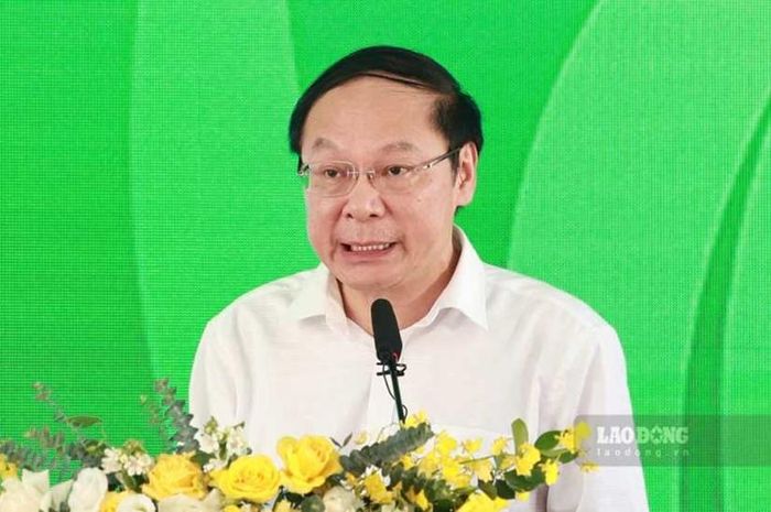  Ông Lê Công Thành, Ủy viên Ban Thường vụ Đảng ủy, Thứ trưởng Bộ Nông nghiệp và Môi trường phát biểu khai mạc Chuỗi sự kiện Ngày Chuyển đổi xanh năm 2026. Ảnh: Hải Nguyễn