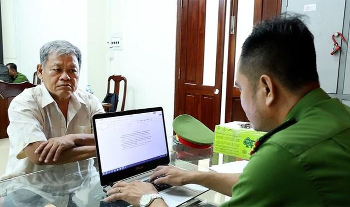 Bị can Nguyễn Văn Phu tại cơ quan công an. Ảnh: Công an tỉnh An Giang.