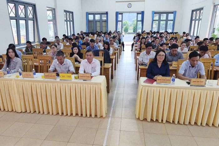 Quang cảnh hội nghị