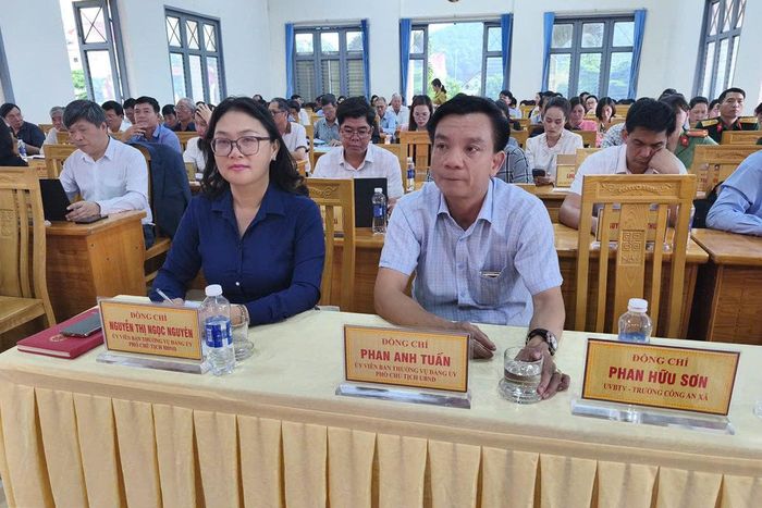 Các đại biểu tham dự hội nghị