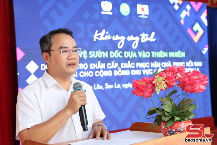 Lãnh đạo xã Nậm Lầu phát biểu tại lễ khởi công