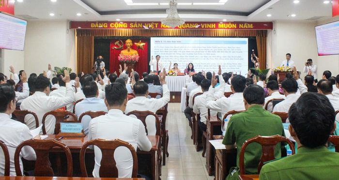 HĐND Đồng Nai cũng thông qua nhiều nghị quyết quan trọng tại kỳ họp