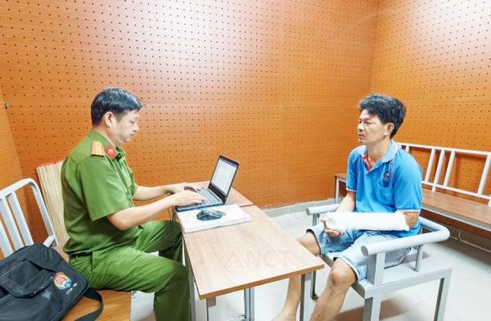 Đối tượng Trung tại cơ quan Công an. 