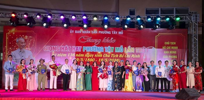 17 thí sinh xuất sắc của vòng Chung khảo. Ảnh: PV