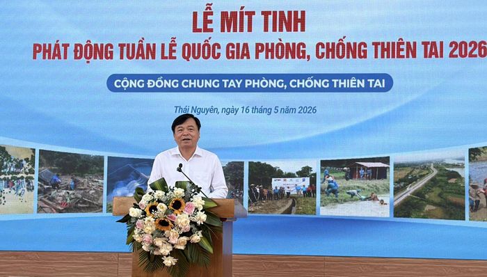 Thứ trưởng Bộ Nông nghiệp và Môi trường Nguyễn Hoàng Hiệp khai mạc buổi lễ. Ảnh: Ngọc Hà