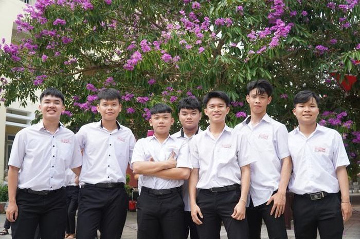 Học sinh phổ thông tại TPHCM được hỗ trợ 100% thẻ BHYT