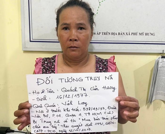Bà Hương tại cơ quan công an.
