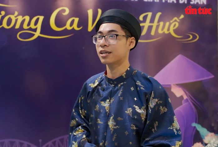 Bạn Nguyễn Xuân Long, sinh viên Trường Đại học Văn hóa Hà Nội chia sẻ cảm nhận khi theo dõi chương trình.