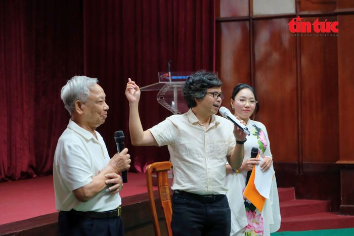 Nghệ sĩ Ưu tú Trịnh Quang Tùng, Phó Tổng Giám đốc phụ trách Hãng phim Tài liệu và Khoa học Trung ương chia sẻ về bộ phim “Việt Nam - Hồ Chí Minh”.