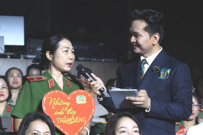 Thiếu tướng Nhữ Thị Minh Nguyệt chia sẻ tại chương trình