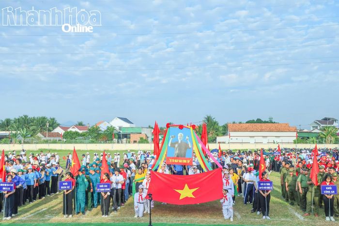 Đại hội có sự tham gia của hơn 1.100 vận động viên.