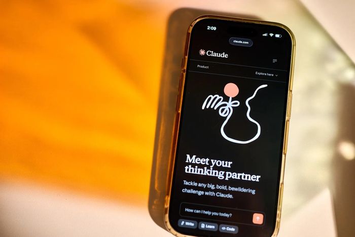  Nhóm của Ganguli có ảnh hưởng lớn đến sức mạnh tính toán của Claude. Ảnh: Bloomberg. 