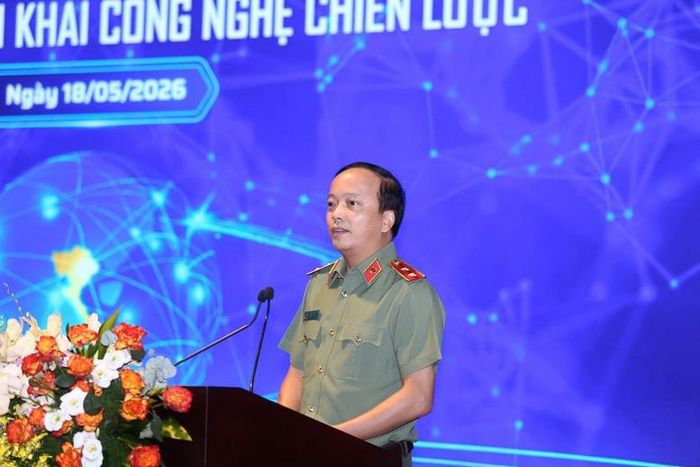 Trung tướng Đặng Hồng Đức, Thứ trưởng Bộ Công an nêu ý kiến tại Hội nghị - Ảnh: VGP/TG