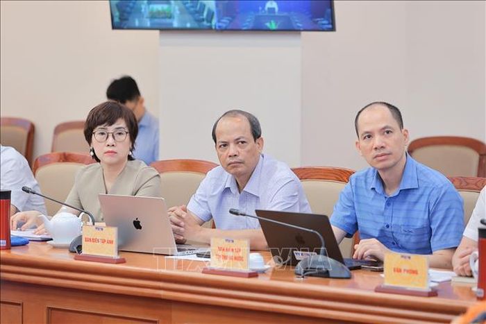 Các đại biểu tham dự Lễ ra mắt ấn phẩm thông tin chuyên đề "Công nghệ và Tương lai" của TTXVN. Ảnh: Lê Đông/TTXVN