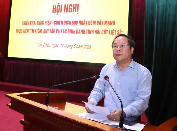 Đồng chí Tống Thanh Hải - Ủy viên Ban Thường vụ Tỉnh ủy, Phó Chủ tịch Thường trực UBND tỉnh, Trưởng Ban Chỉ đạo 515 tỉnh phát biểu chỉ đạo tại hội nghị.