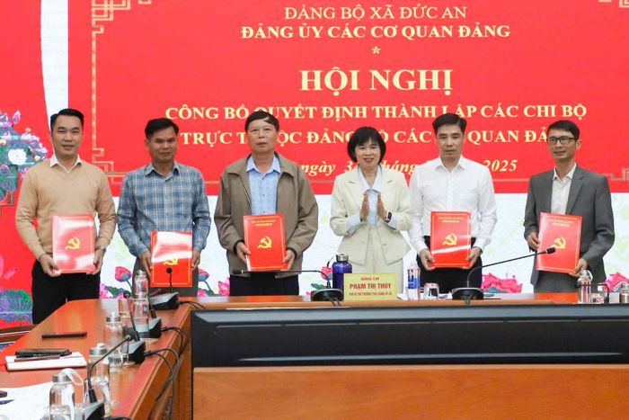 Việc thành lập 5 chi bộ trực thuộc Đảng bộ Các cơ quan Đảng xã Đức An góp phần kiện toàn tổ chức cơ sở đảng, nâng cao chất lượng sinh hoạt chi bộ