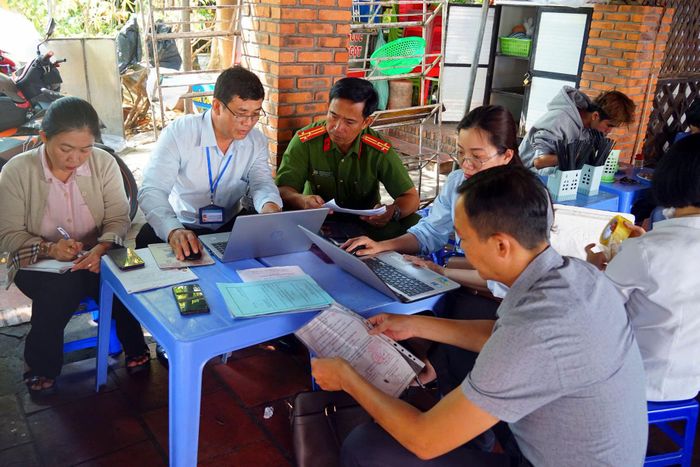 Đoàn kiểm tra liên ngành về ATTP của tỉnh kiểm tra tại một cơ sở