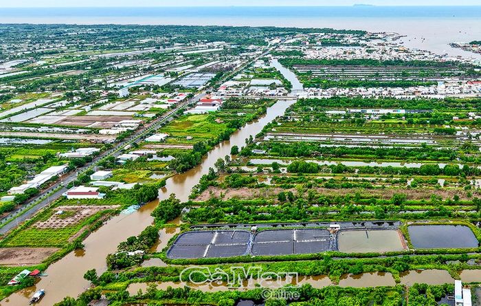 Dự án đầu tư xây dựng Khu tái định cư Khóm 6B, xã Sông Đốc là một trong nhiều dự án, công trình chậm tiến độ