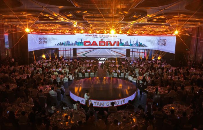 Hội nghị khách hàng toàn quốc năm 2026 của CADIVI với chủ đề "Đồng hành dẫn đầu"