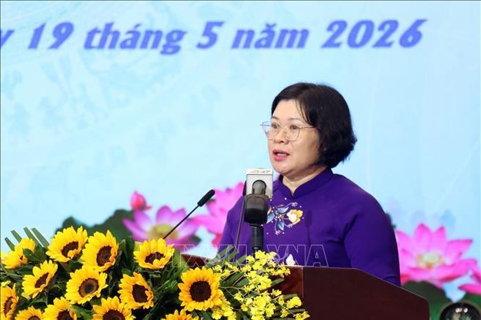 Phó Bí thư Thành ủy TP Hồ Chí Minh Văn Thị Bạch Tuyết phát biểu tại buổi lễ.