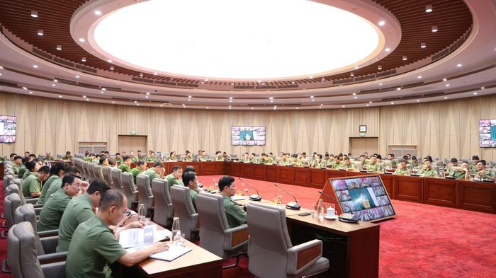 Các đại biểu tham dự hội nghị.
