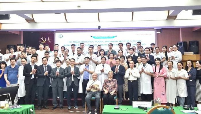 Ngày Bệnh viêm ruột Thế giới 19/5 nhằm nâng cao nhận thức cộng đồng về bệnh viêm ruột mạn, bao gồm bệnh Crohn và viêm loét đại tràng.