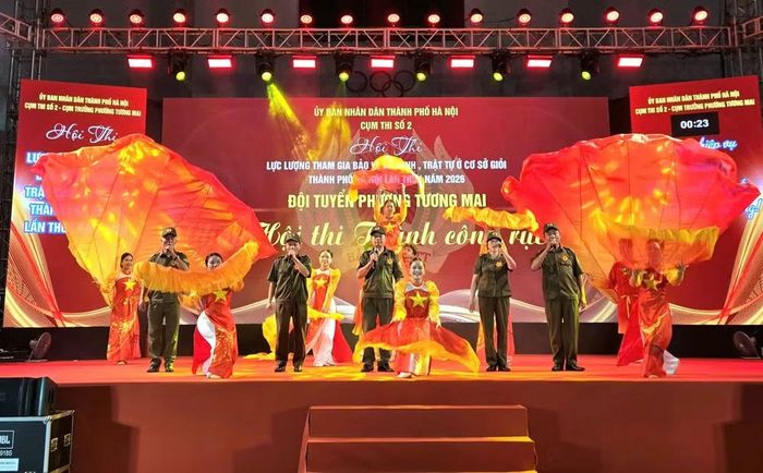 Phần thi của đội tuyển phường Tương Mai