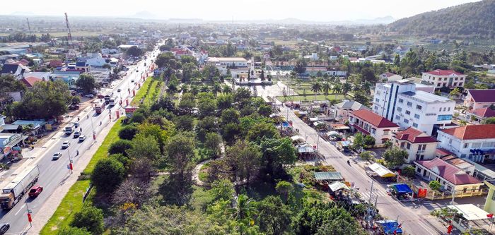  Xã Hàm Thuận Nam có số điểm thứ 2 trong 3 xã. 