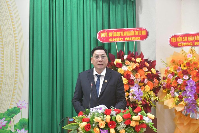  Ông Phùng Văn Hải phát biểu nhận nhiệm vụ. Ảnh: HD 