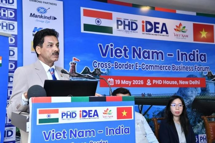 Tiến sĩ Ranjeet Mehta, Giám đốc điều hành kiêm Tổng Thư ký Phòng Thương mại và Công nghiệp PHD phát biểu tại Diễn đàn “Thương mại điện tử xuyên biên giới Việt Nam-Ấn Độ”.