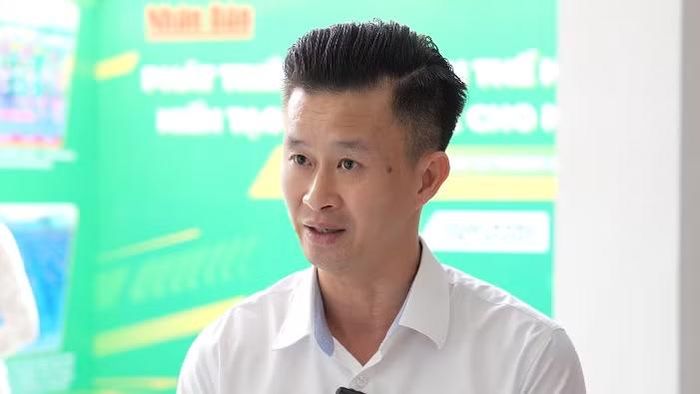 Ông Trương Minh Sang, Huấn luyện viên trưởng Đội tuyển Thể dục dụng cụ quốc gia.