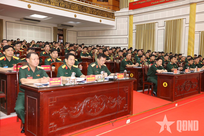  Các đại biểu dự khai mạc hội thi. 