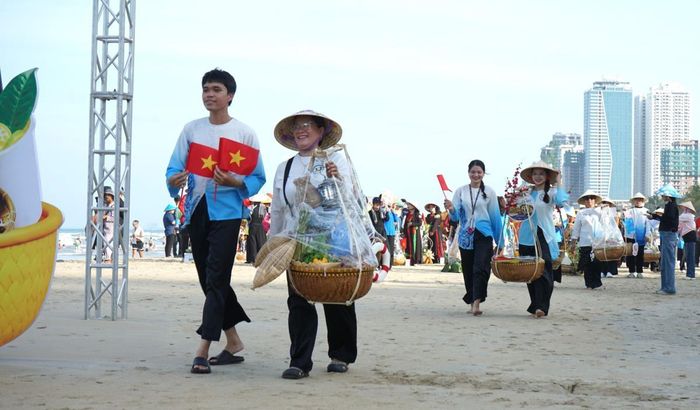 Chương trình tái hiện miền ký ức khó phai trong tim mỗi người dân xứ Quảng.