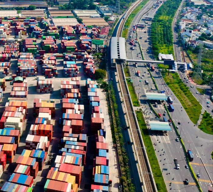  Hạ tầng giao thông, đô thị khu Đông TPHCM phát triển dọc tuyến metro số 1. ẢNH: HOÀNG HÙNG 