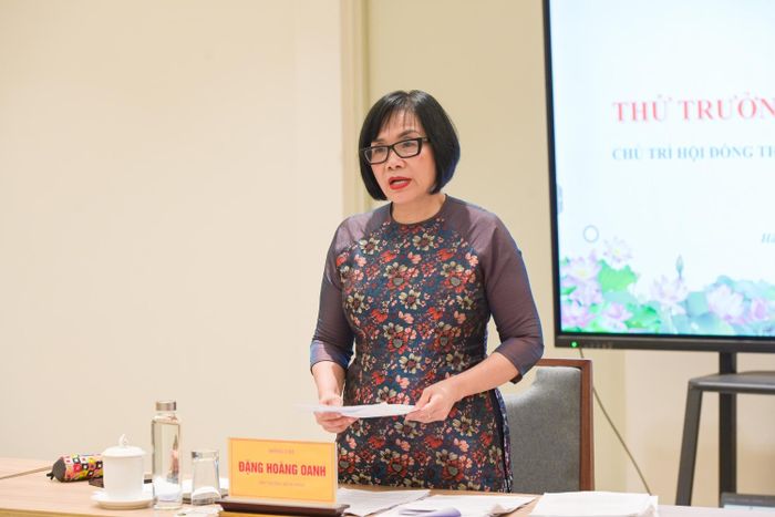 Thứ trưởng Bộ Tư pháp Đặng Hoàng Oanh: việc sửa đổi Luật Dầu khí là cần thiết, phù hợp với chủ trương của Đảng về bảo đảm an ninh năng lượng quốc gia, phát triển ngành năng lượng và nâng cao tính tự chủ của nền kinh tế.