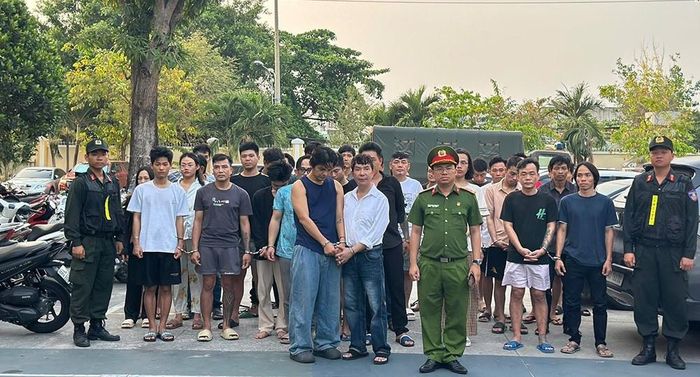 Các đối tượng trong đường dây ma túy bị bắt giữ. Ảnh: CACC