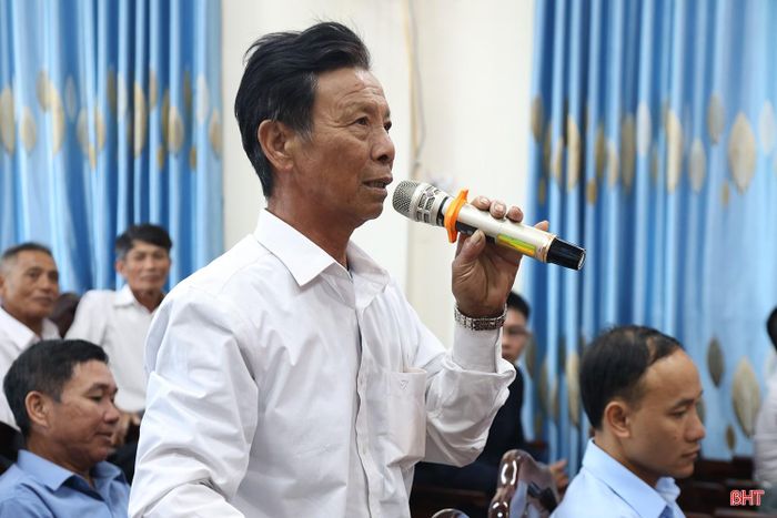  Cử tri Võ Đình Biểu (phường Hải Ninh) đề nghị các đơn vị liên quan triển khai nạo vét luồng lạch để tạo thuận lợi cho bà con ngư dân trong quá trình sản xuất. 