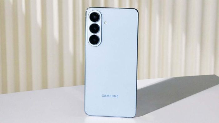 Galaxy S26 FE sẽ có giá bán hấp dẫn hơn Galaxy S26