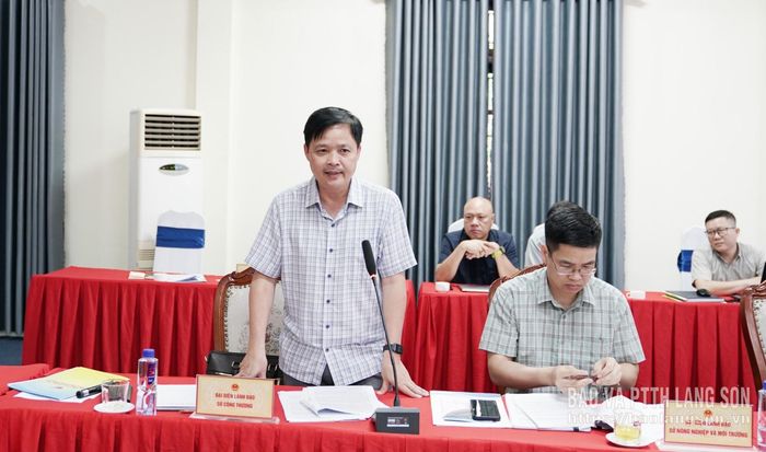 Lãnh đạo Sở Công Thương trao đổi một số nội dung liên quan tại buổi làm việc